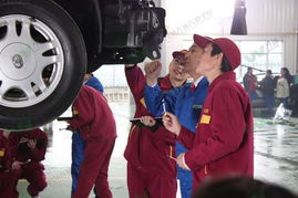北京萬(wàn)通汽修學(xué)校為緊缺車市培養(yǎng)專業(yè)汽修人才
