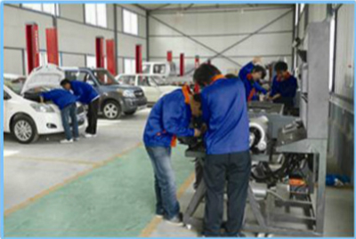 汽車維修_河北新華冶金技工學(xué)校圖片展示_河北培訓(xùn)網(wǎng)
