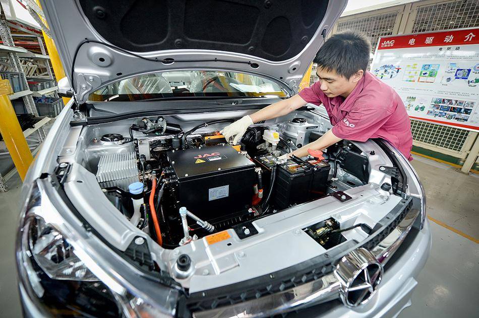 甘肅國(guó)防技工學(xué)校 新能源汽車檢測(cè)與維修